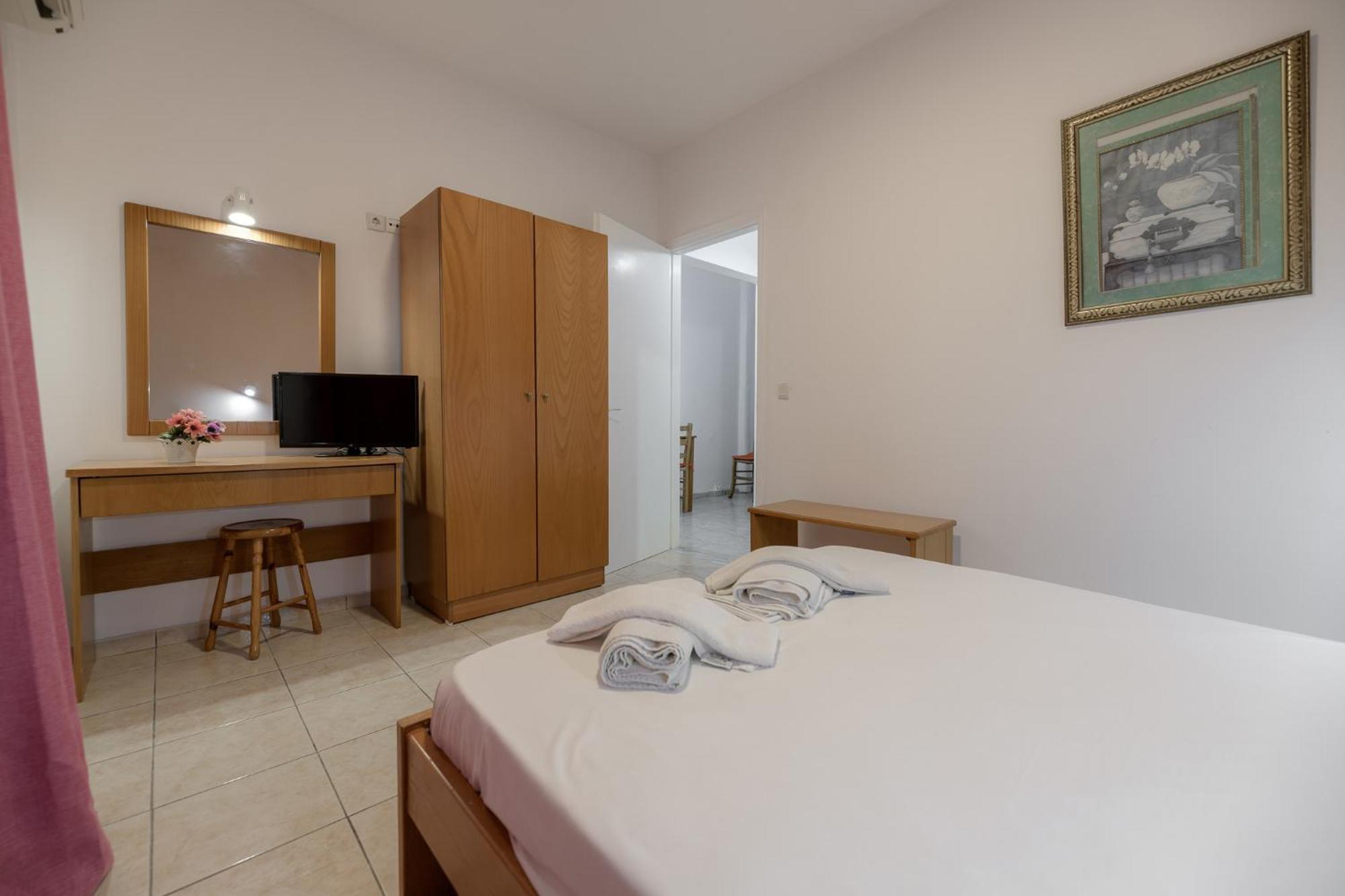Anthi & Apartament *