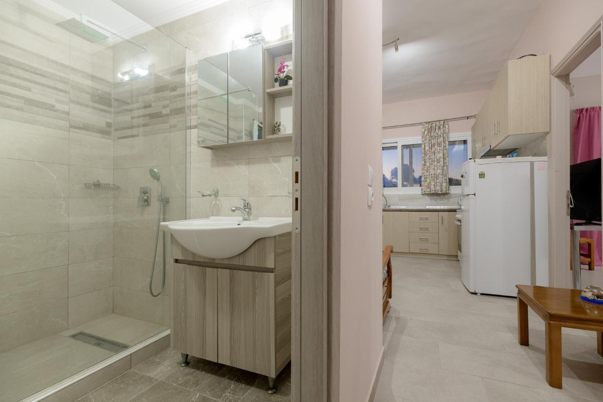 Anthi & Apartament *